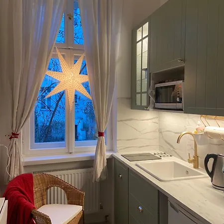 Viktoria アパート *